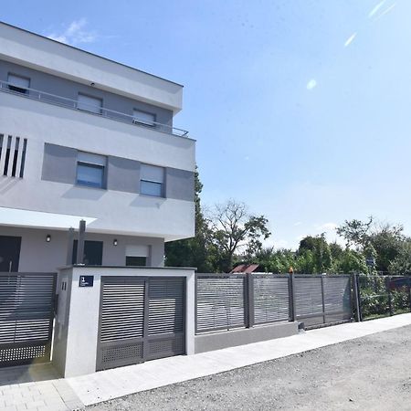 Villa Mami Zagreb Exterior photo